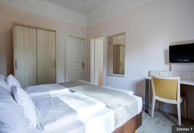 Апартаменты 1 Спальня Вид на Сад, See Villa