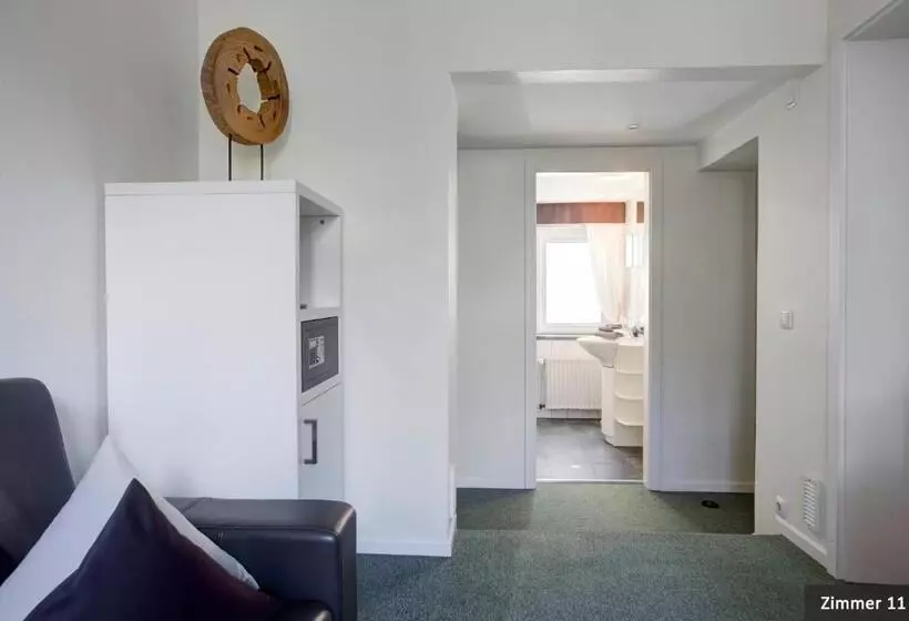 コンフォートルーム, See Villa