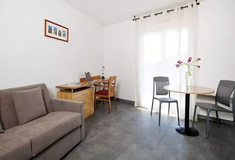 １ベッドルームプレミアムアパートメント, Sejours & Affaires Annecy Le Pont Neuf