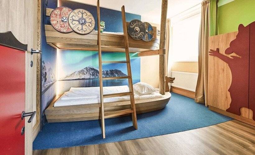 Люкс Семейный 2 Спальни, Ferienhauspark Asgard Im Dampland