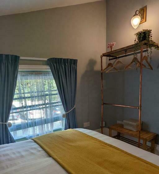 シングルデラックスルーム, Banks Bed & Continental Breakfast