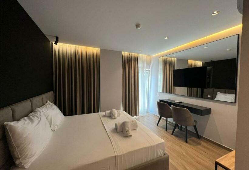 חדר סטנדרט עם מרפסת, Leon   Beach Front