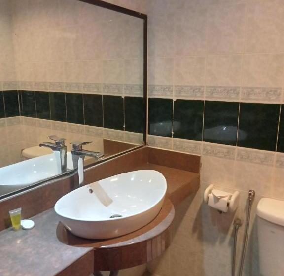 غرفة سوبيريور, The Clove Mont