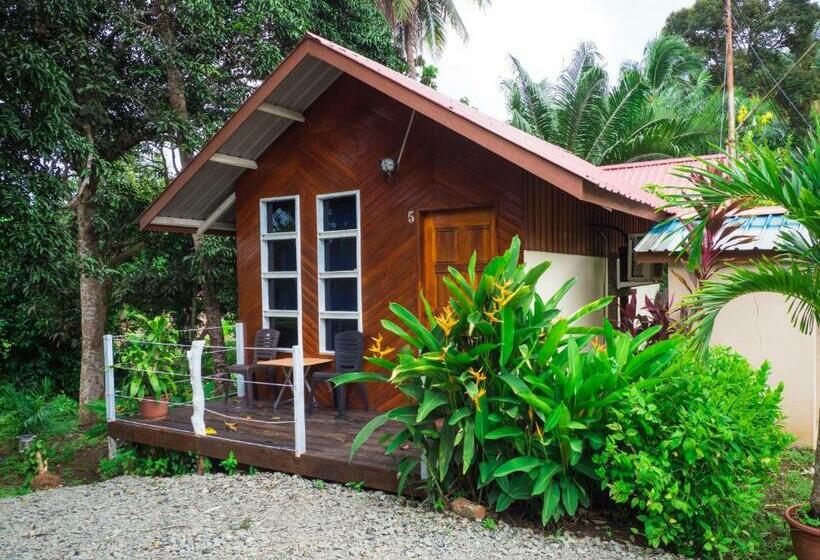 标准房带园景, Timba Garden Free Town And Jetty Transport