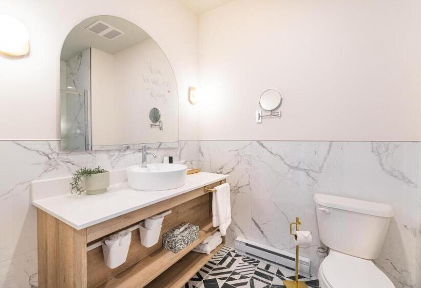 스위트 킹사이즈 침대, Le Rosay