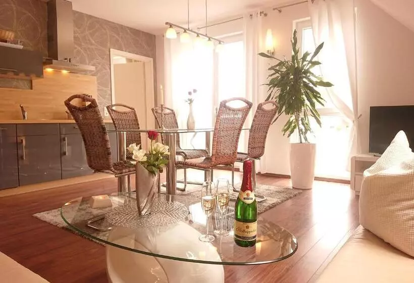1 Bedroom Apartment Lake View, Pension Amo Marem