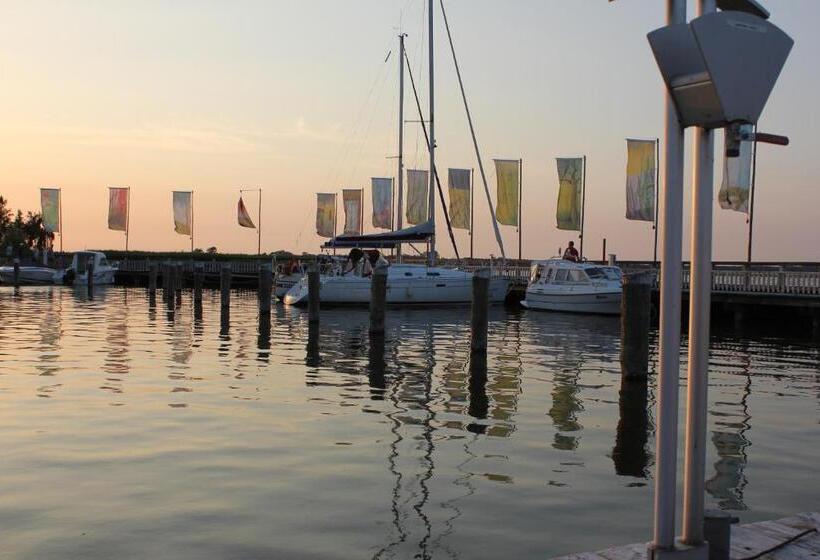 1 Bedroom Apartment Lake View, Pension Amo Marem