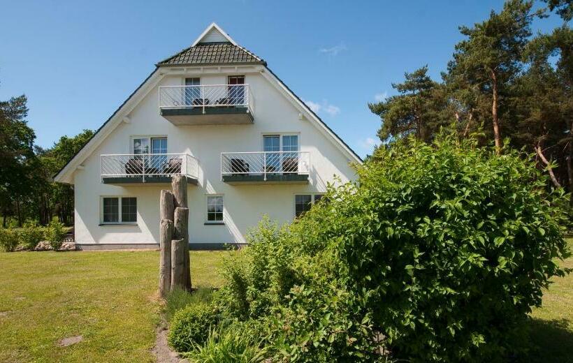 غرفة قياسية فردية, Marks Garni