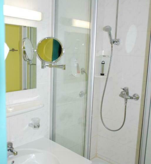 غرفة قياسية فردية, Marks Garni