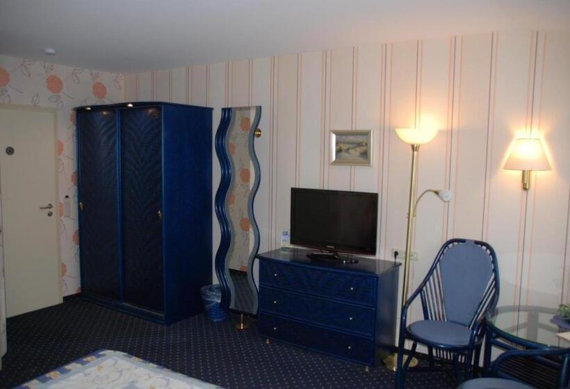 غرفة قياسية, Marks Garni