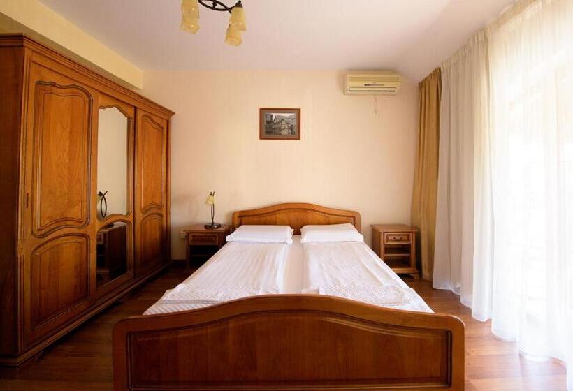 스탠다드 룸, Pensiunea Normandia