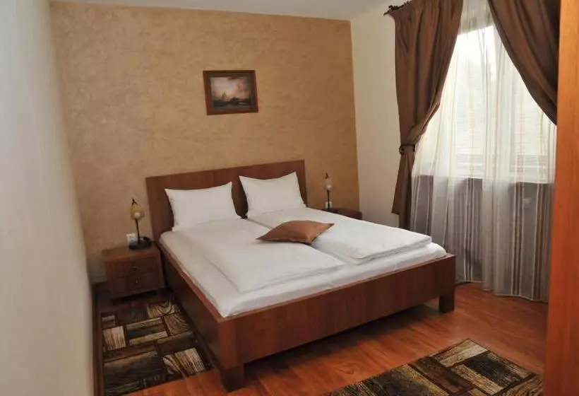 سوییت, Pensiunea Normandia