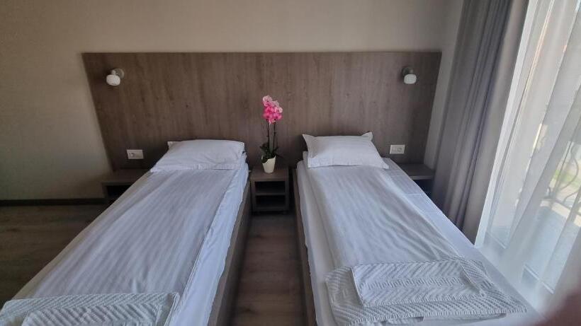 디럭스 룸, Pensiunea Normandia