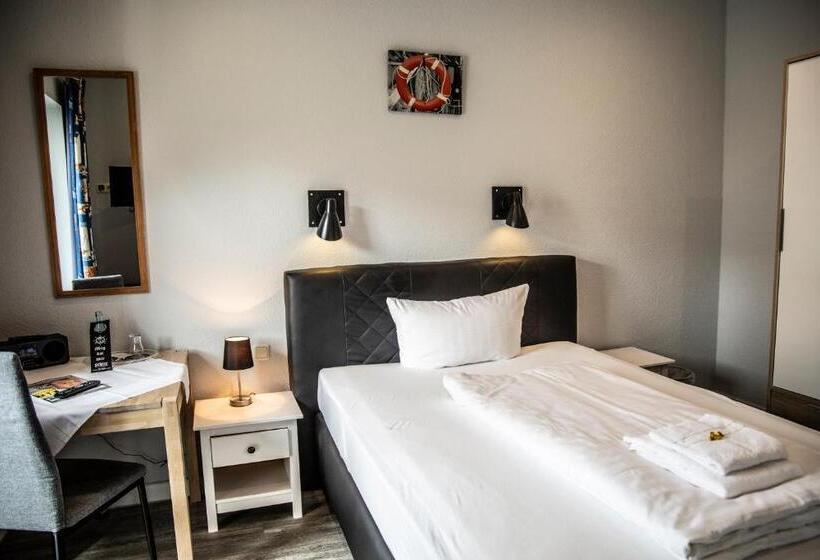 발코니 스탠다드 싱글 룸, Tum Stuurmann