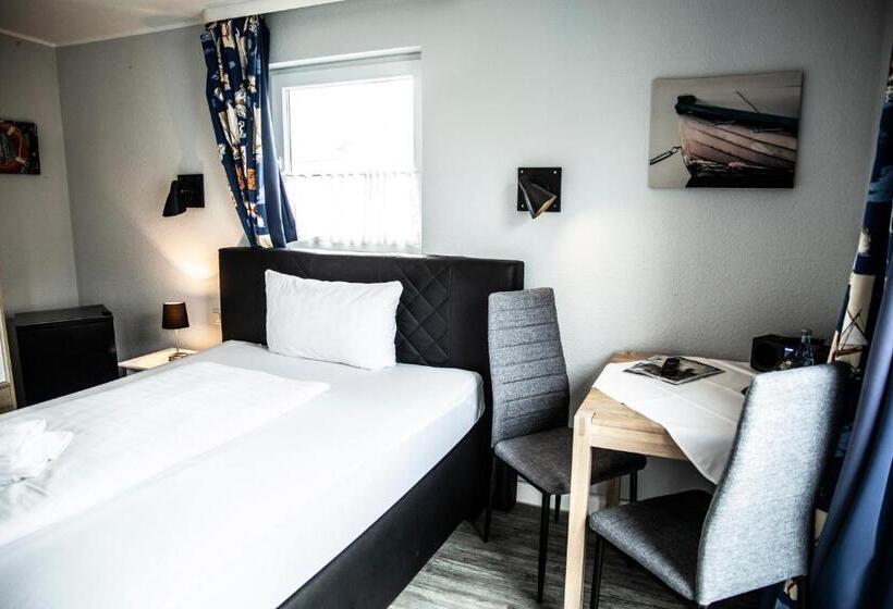 발코니 스탠다드 싱글 룸, Tum Stuurmann