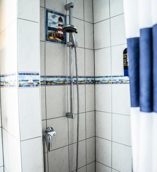 스탠다드 싱글 룸, Tum Stuurmann