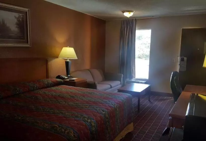 キングサイズベッドのスタンダードルーム, Scottish Inn Knoxville