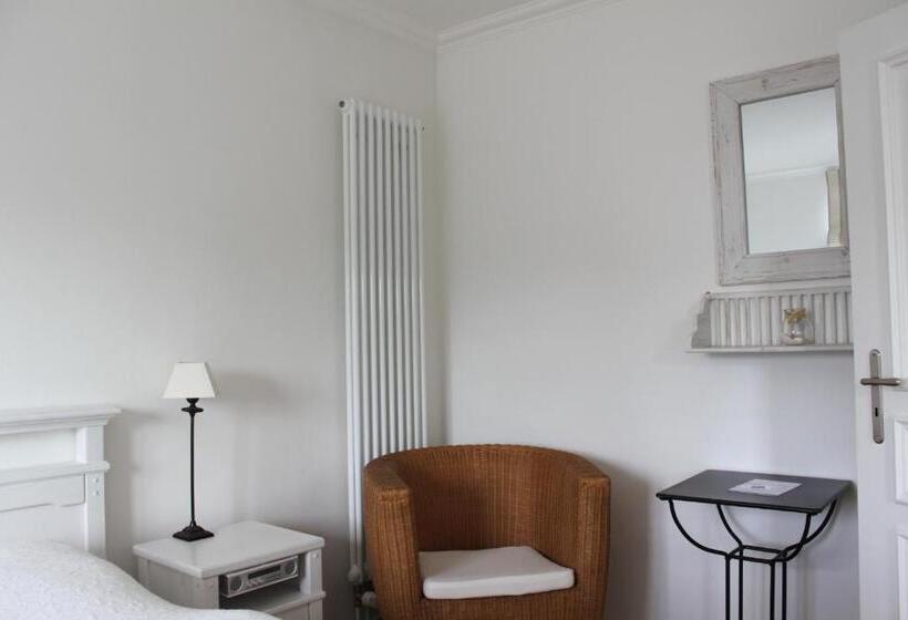 バルコニー付スイート, Seemöwe