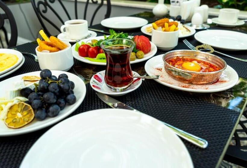 Camera Superiore Vista Giardino, The Mori Club