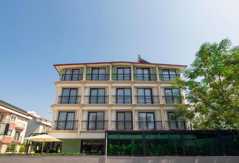 Camera Superiore Vista Giardino, The Mori Club