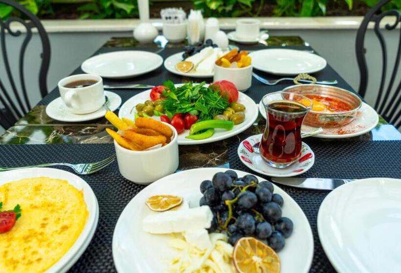 Camera Superiore Vista Giardino, The Mori Club