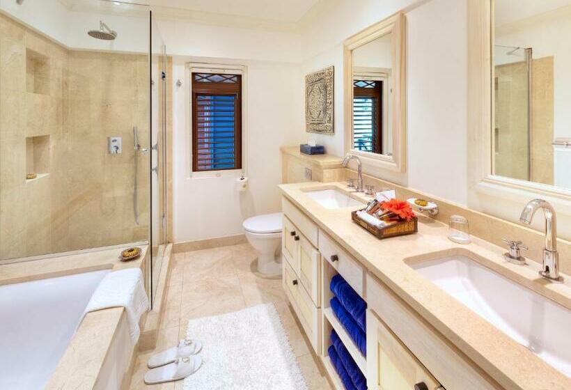 اتاق استاندارد, The Sandpiper