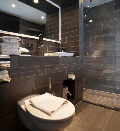 اتاق استاندارد, Trash Deluxe