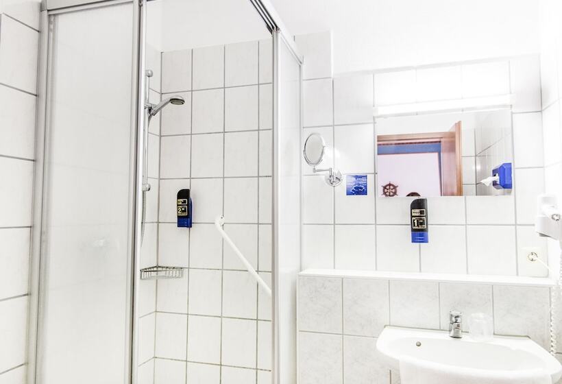 스탠다드 싱글 룸, Tum Stuurmann