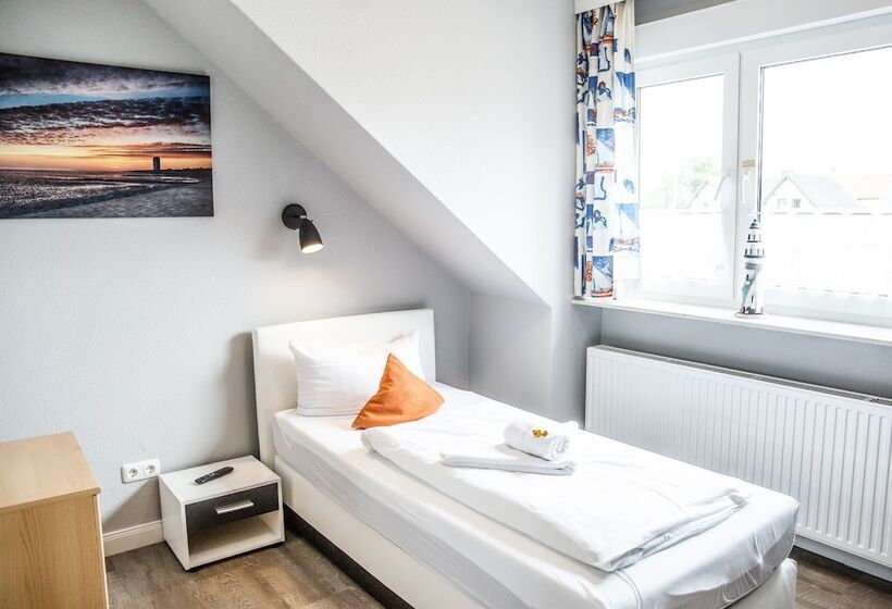 스탠다드 싱글 룸, Tum Stuurmann