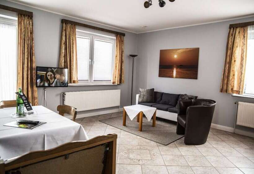 패밀리 룸, Tum Stuurmann