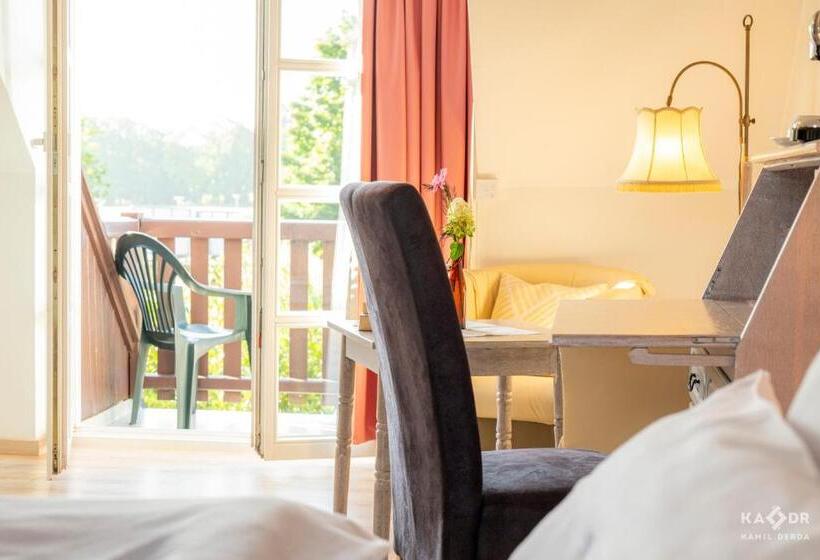 Номер Стандарт с Балконом, Landhotel Rosenhof
