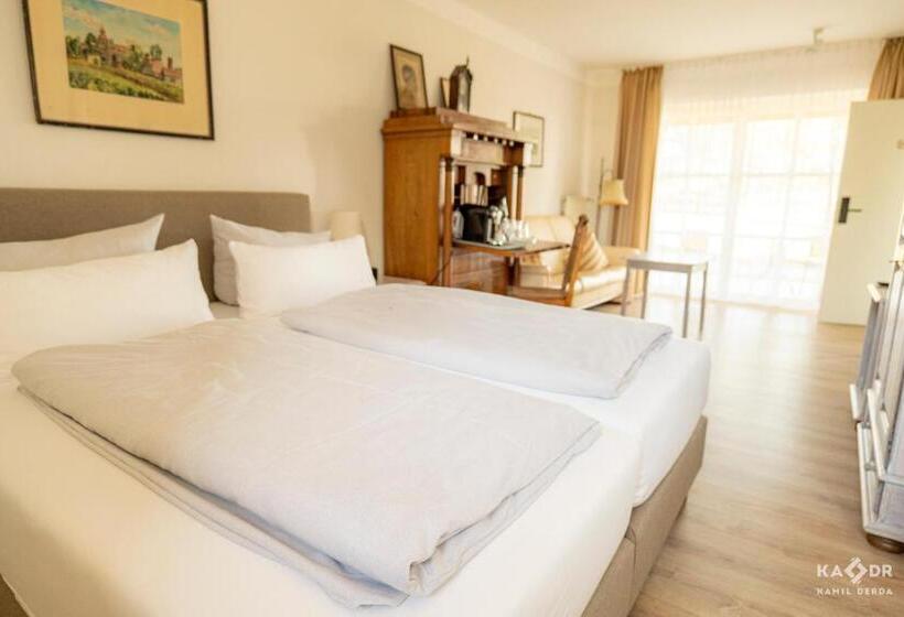 Номер Стандарт с Террасой, Landhotel Rosenhof