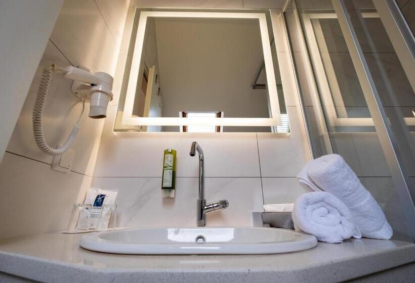 Номер Стандарт с Террасой, Landhotel Rosenhof
