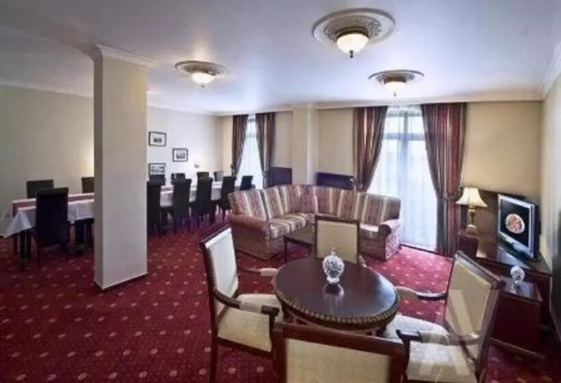 سوئیت پرزیدنت, Luxury Garni Hotel Brix