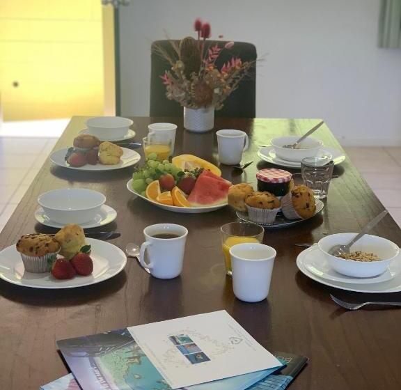 Дом 2 Спальни, Airlie Beach Motor Lodge