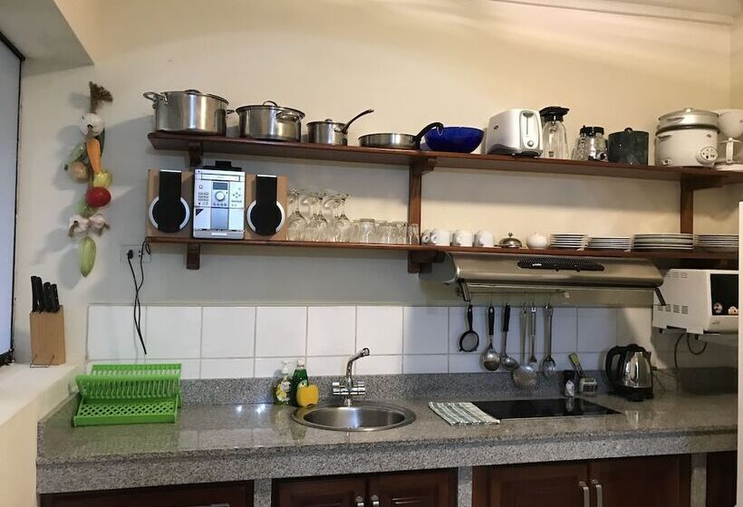 패밀리 룸, Peru Star Apart