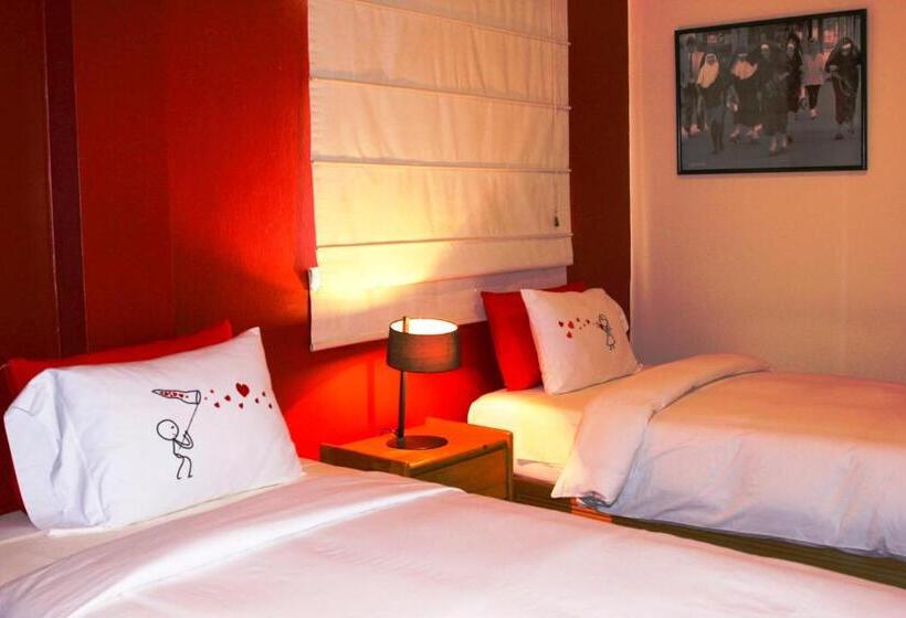 패밀리 룸, Peru Star Apart