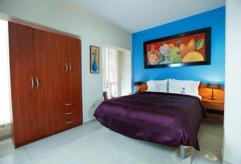 패밀리 룸, Peru Star Apart