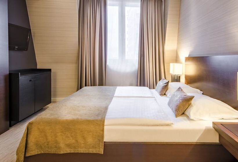 デラックスルーム, Residence