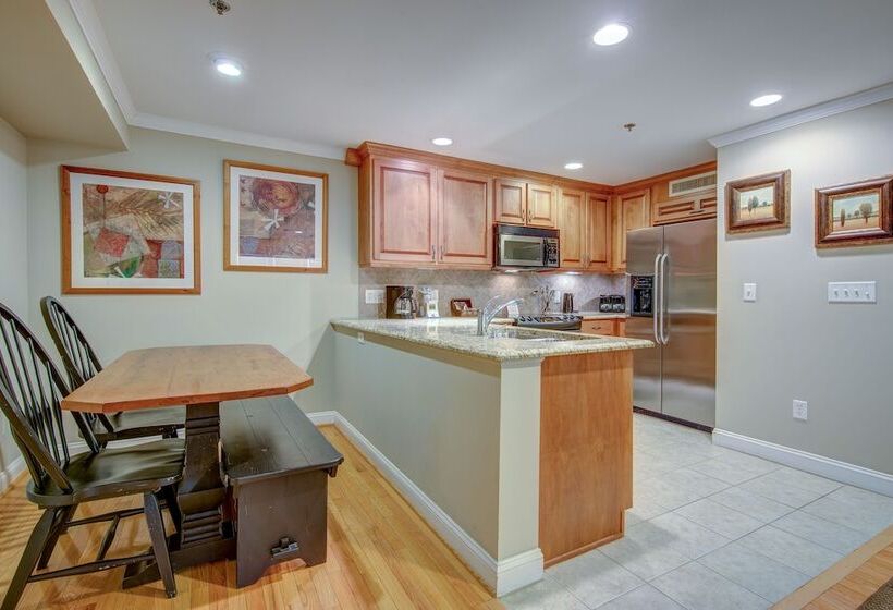 Люкс, The Residences At Biltmore   Asheville