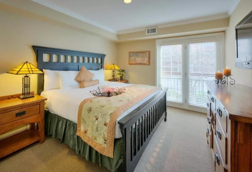 سوئیت 2 خوابه, The Residences At Biltmore Asheville