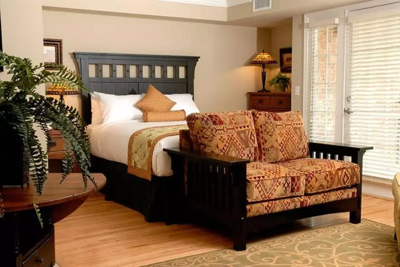 استودیوی استاندارد, The Residences At Biltmore Asheville