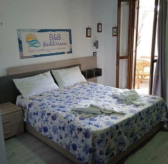 スタンダードトリプルルーム, B&b Mediterraneo