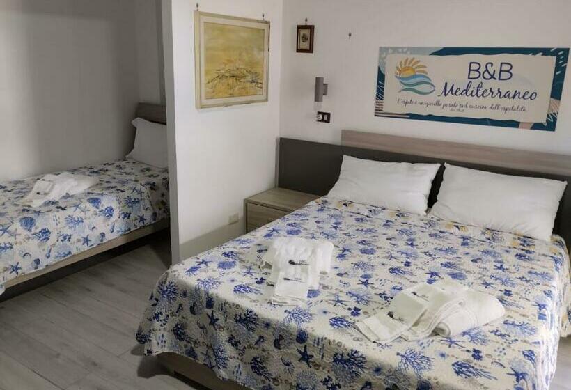 スタンダードトリプルルーム, B&b Mediterraneo