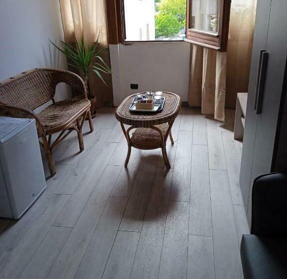 スタンダードルーム, B&b Mediterraneo