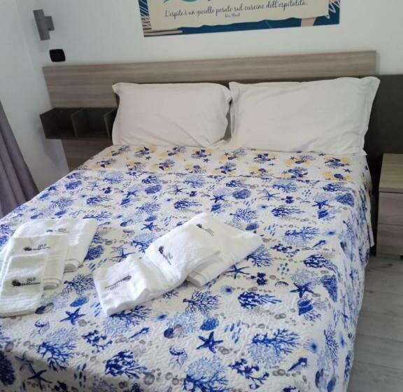 スタンダードルーム, B&b Mediterraneo