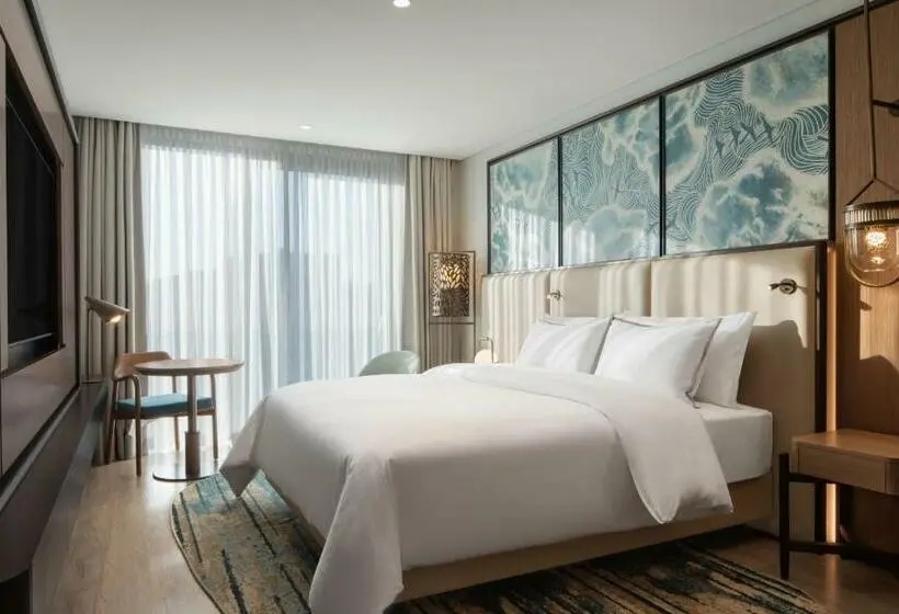 キングサイズベッド、シティビューデラックスルーム, The Westin Istanbul Nisantasi