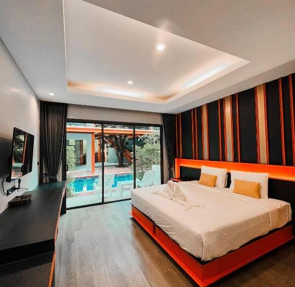 스탠다드 발코니 룸, Wow Phuket