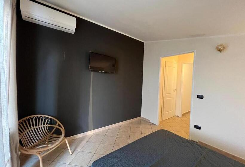 غرفة عائلية, Villa Kirù