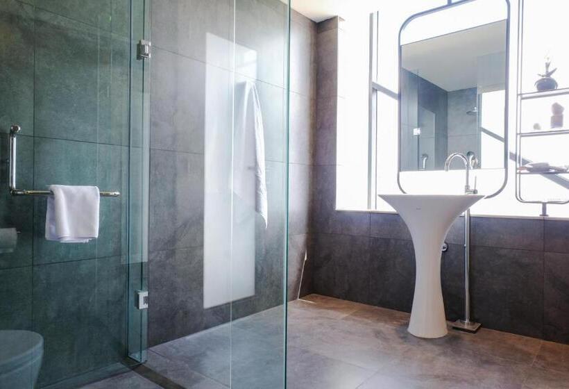 Estudi Estàndard Llit King, Artotel Batam